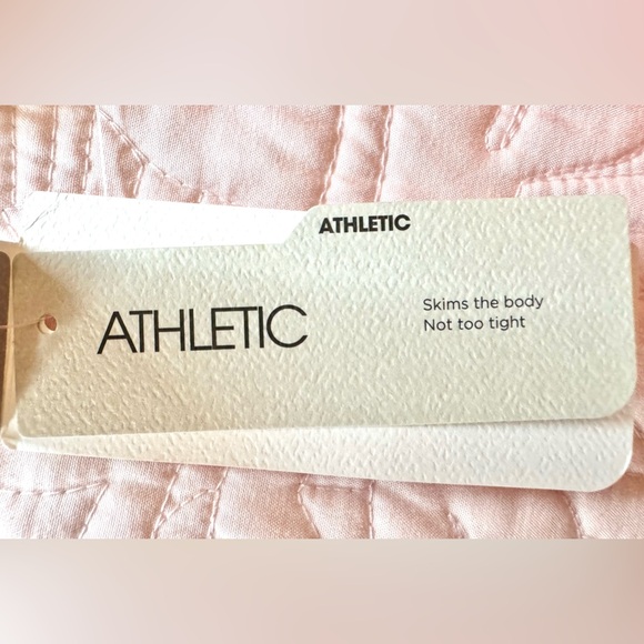 New Balance x J. Crew Running Top - Picture 9 of 12